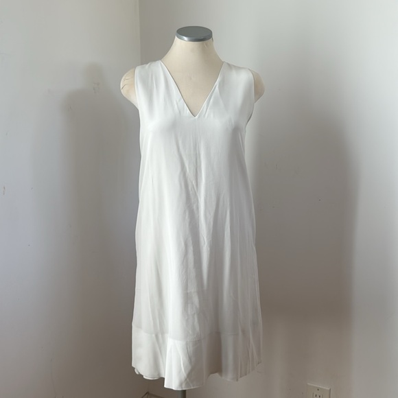 The Double-Lined Silk V-Neck Dress - Picture 7 of 7